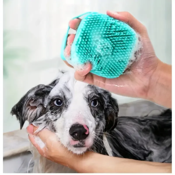 Pet Shampoo Brush, Silicone Massage Rubber Bath Comb With Shampoo Storage For Dog & Cat Grooming Tool