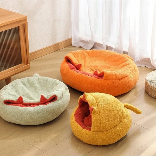 Pet Shell Shaped Bed Winter Sheep Fleece Thickened Warm Pet Bed Semi-enclosed Cat Kennel Dog Kennel Pet Supplies