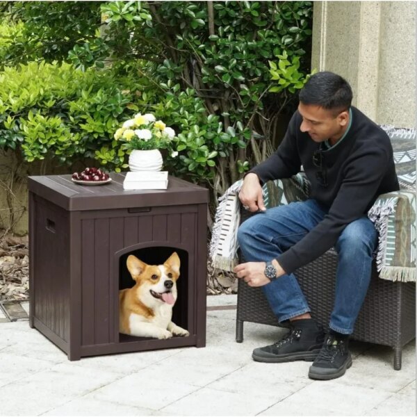 Plastic insulated dog house outdoor suitable for small and medium-sized dogs, waterproof, easy to assemble, small dog house